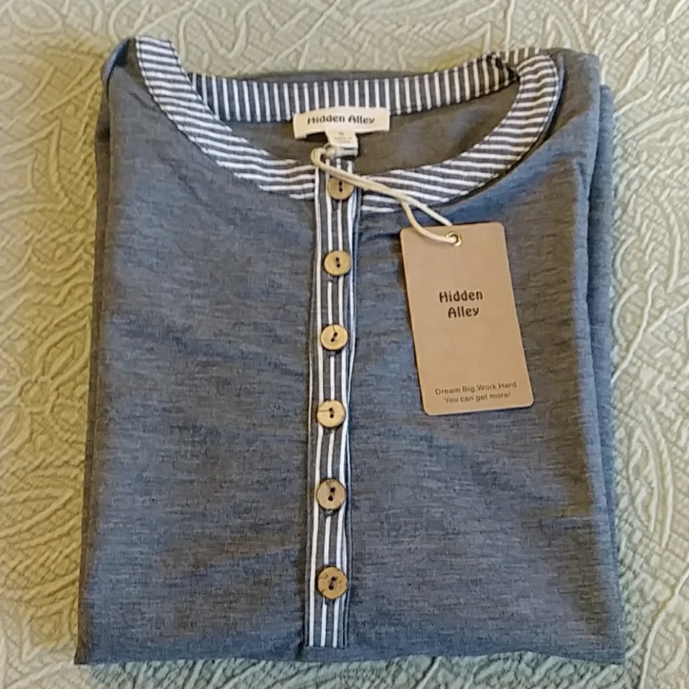 🌸Host Pick🌸 NWT Flirty boutique top - Picture 4 of 6